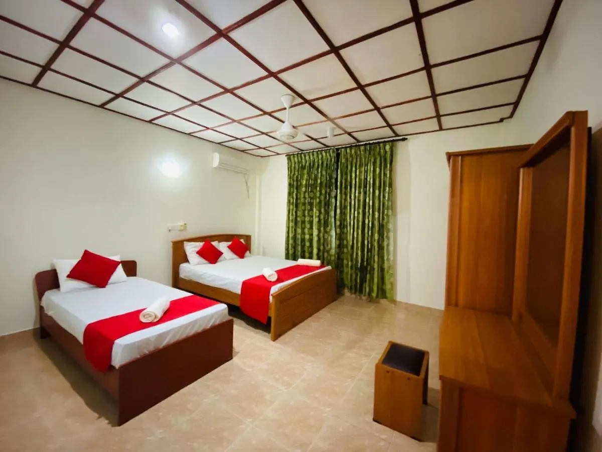 بيت ضيافة Swan Villa نيجومبو